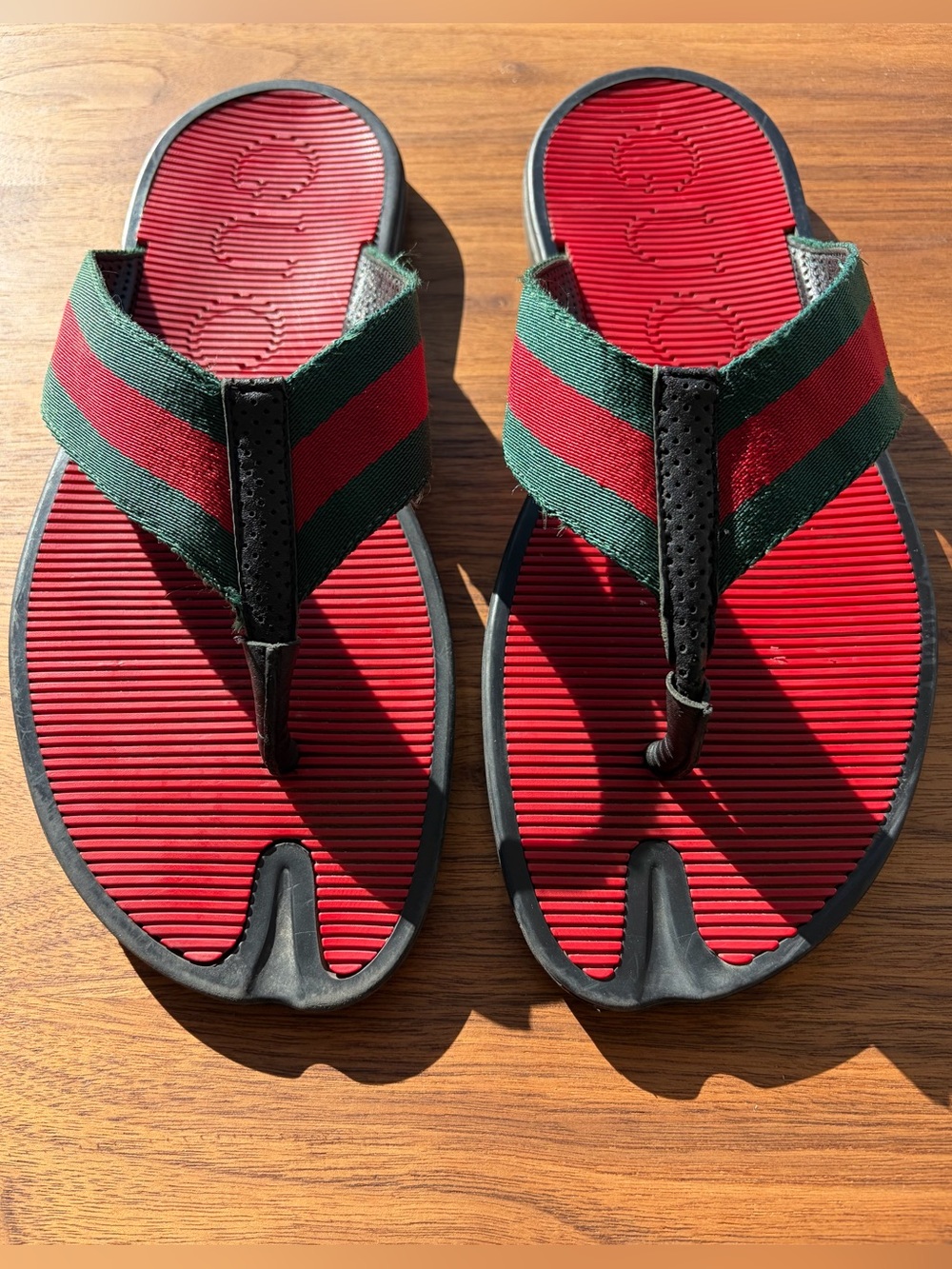 Gucci Men’s Flip Flops Thong Sandal